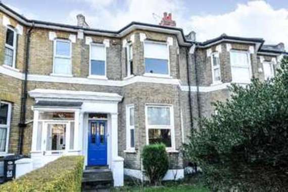 1 bedroom Flat for s...